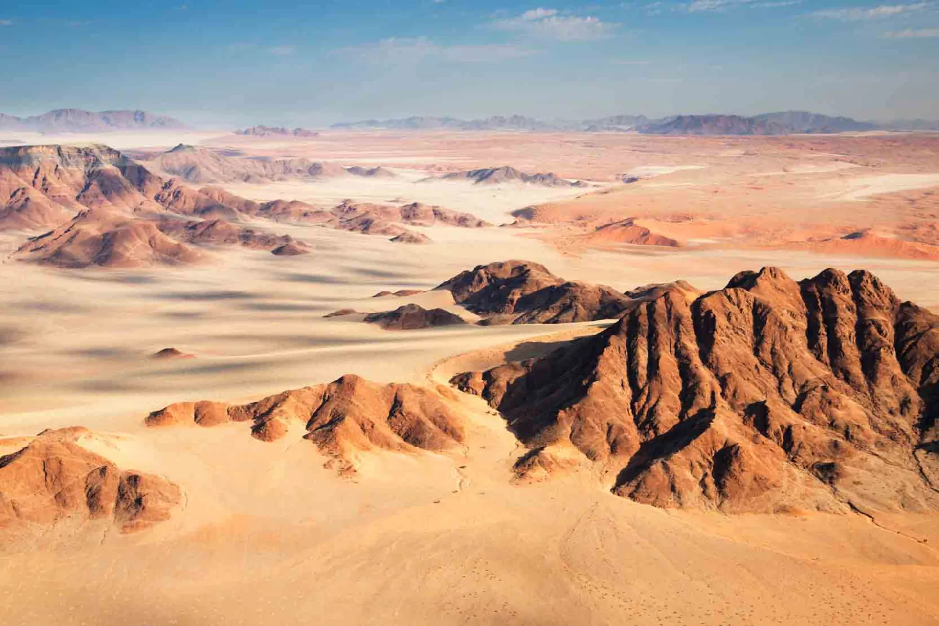 Namib-ørkenen er verdens eldste – minst 55 millioner år gammel Namib-ørkenen er verdens eldste – minst 55 millioner år gammel