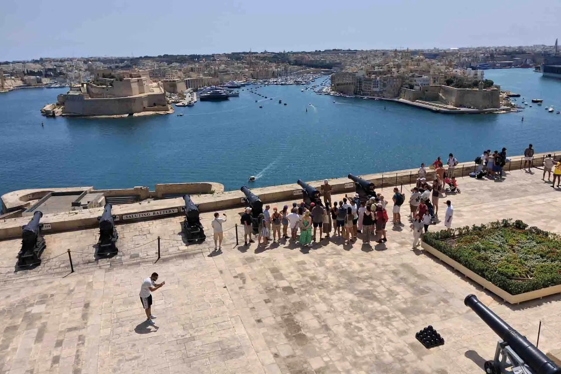 Utsikt fra Upper Barrakka Gardens i Valletta
