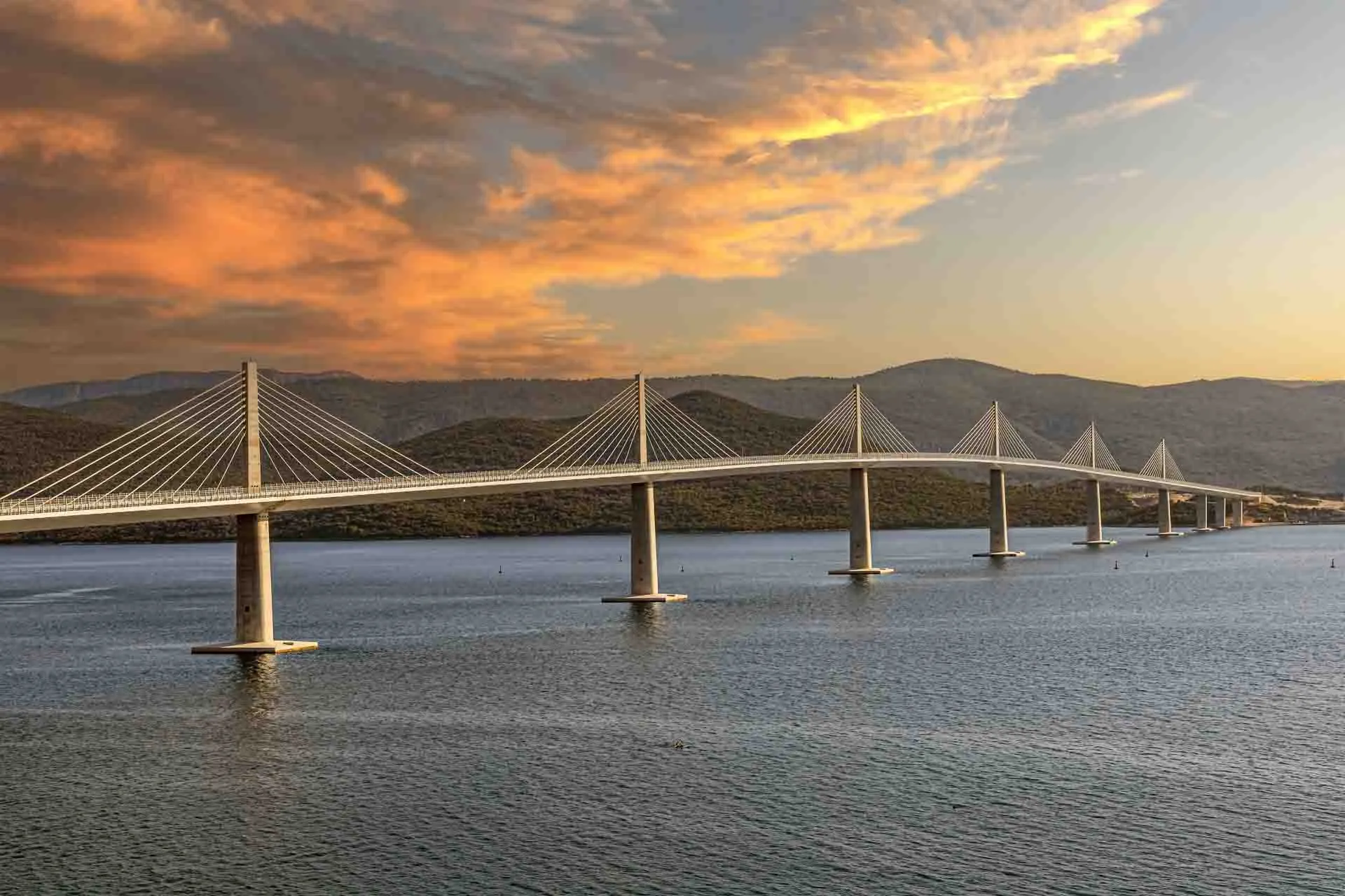 Pelješac-broen i Kroatien – 2,4 km ingeniørkunst Pelješac-broen i Kroatien – 2,4 km ingeniørkunst