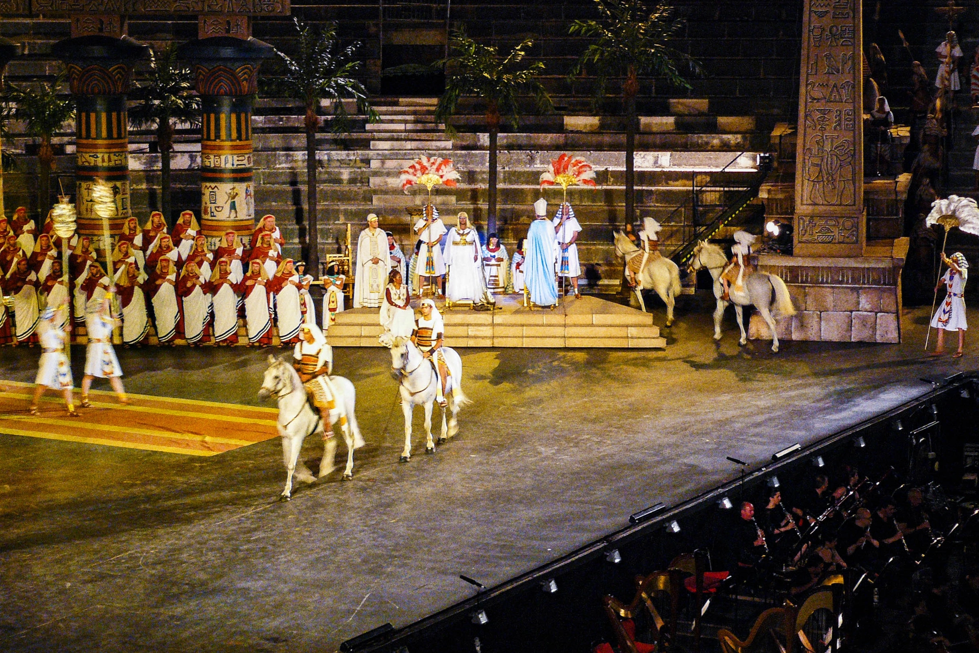 Imponerende scener - her Aida