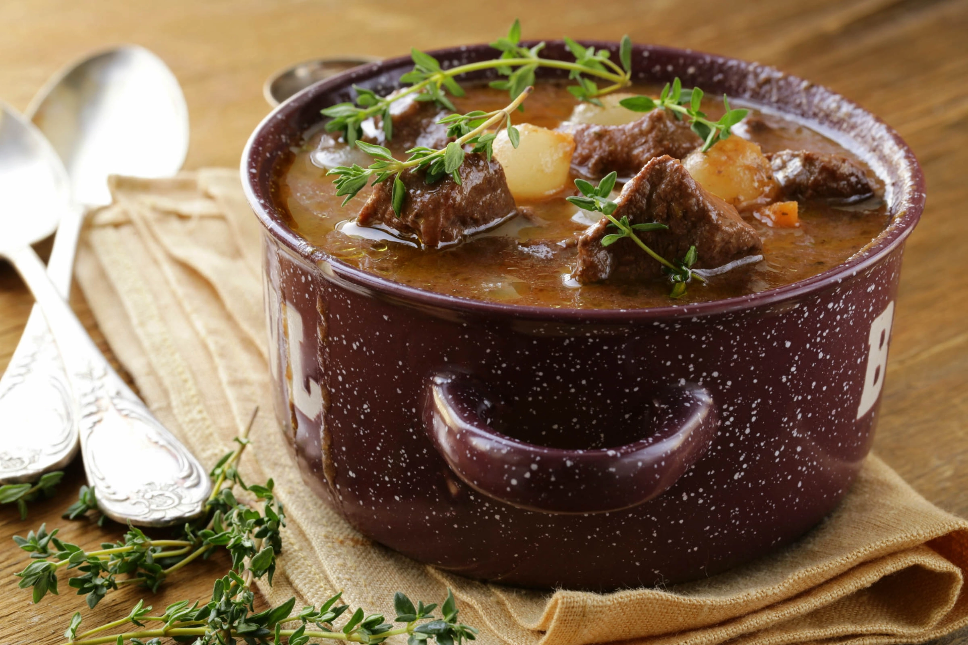 Klassisk fransk middagsret - Boef Bourguignon