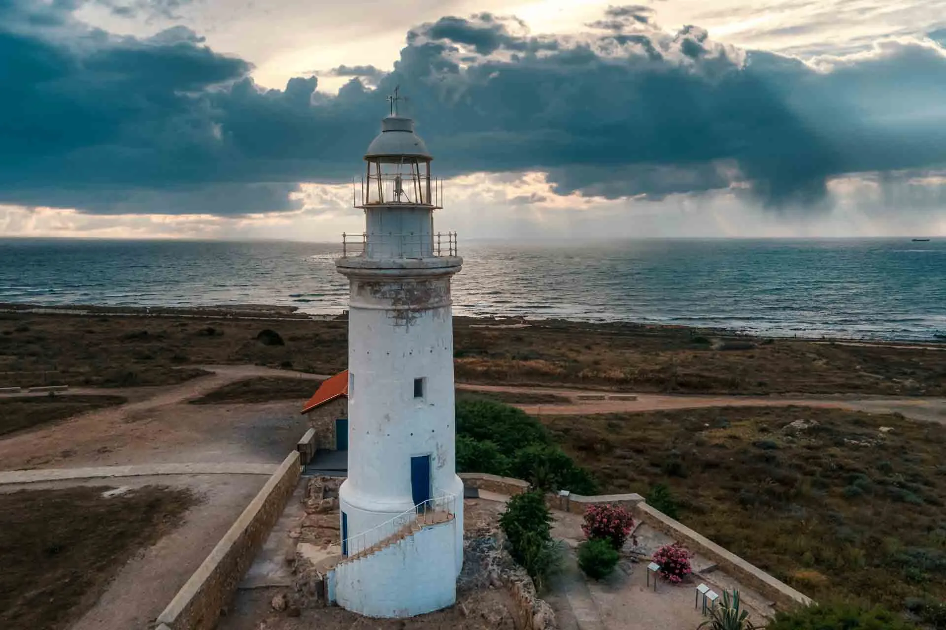 Fyret i Paphos er ca. 20 meter høyt