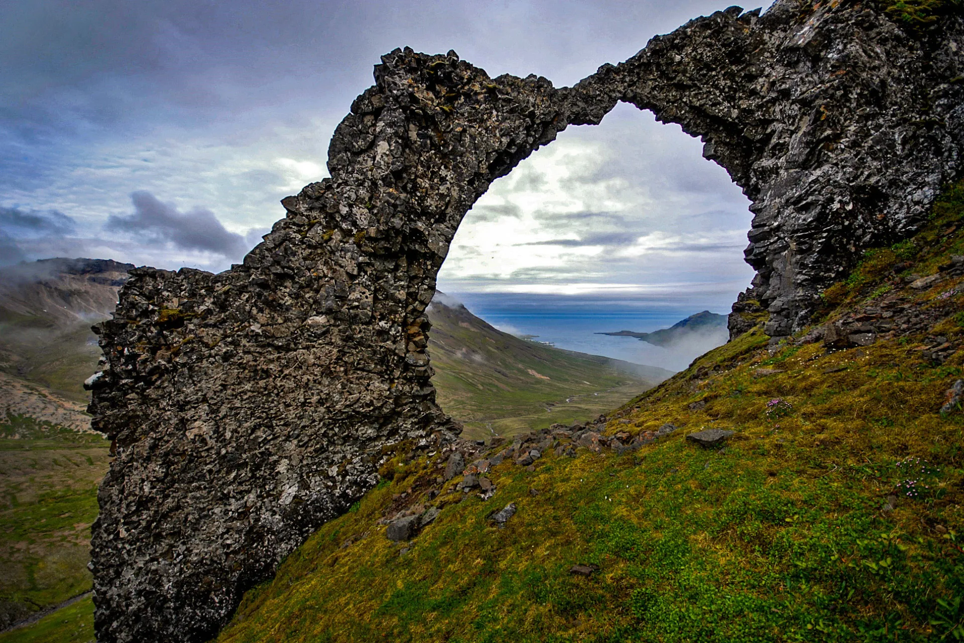Kunstneriske klippeformasjoner