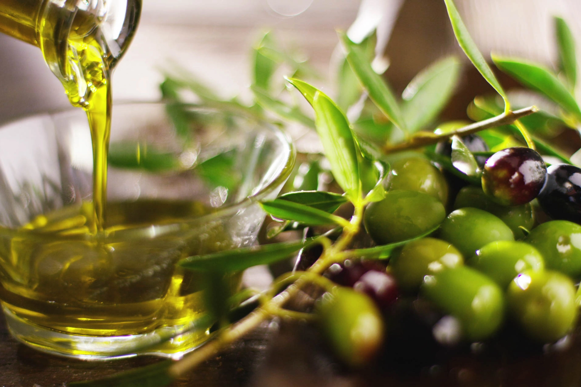 Italiensk lokalprodusert olivenolje
