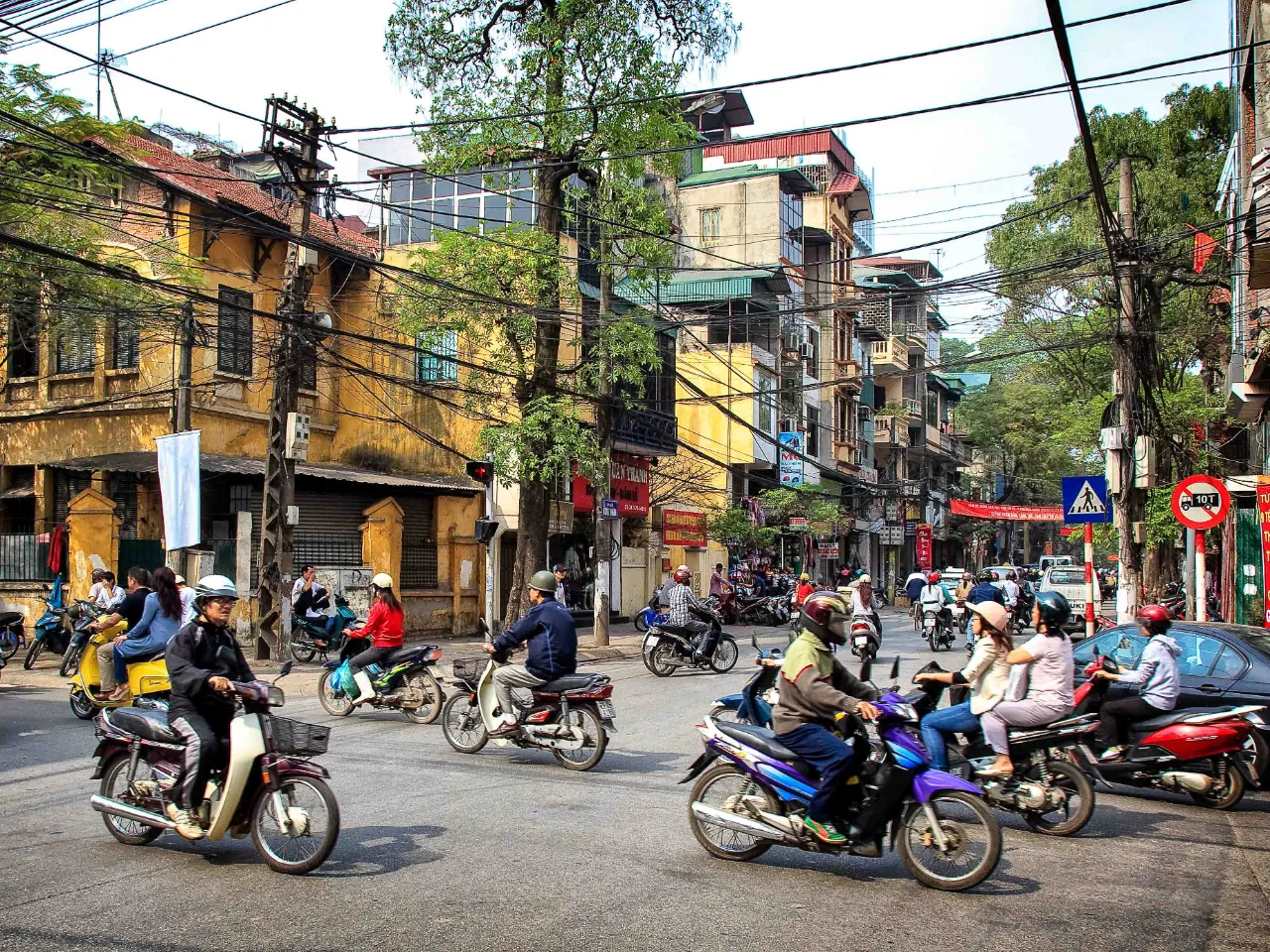 Trafikken i Hanoi er livlig Trafikken i Hanoi er livlig