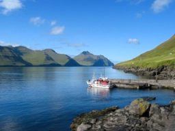 Stillhet ved fjorden