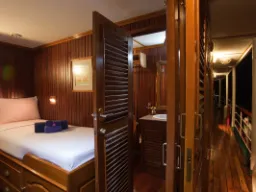 Lugar med bad og toalett Lugar med bad og toalett