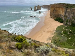 Klippeformasjonen Twelve Apostles langs Great Ocean Road