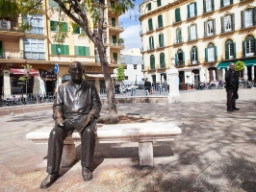 Statue av Picasso i Málaga, byen der kunstneren ble født
