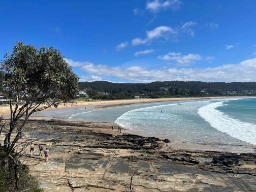 Lorne Beach - kjent for sin lange, gyldne sandstrand og gode surfemuligheter