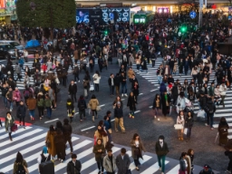 Shibuya Crossing i Tokyo, en av verdens travleste fotgjengeroverganger