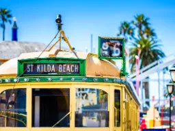 Trikk i Melbourne på vei til St. Kilda Beach