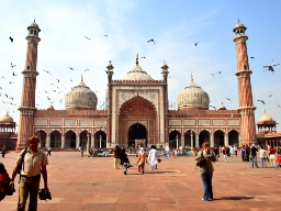 Jama-moskeen er en av de største og vakreste i India