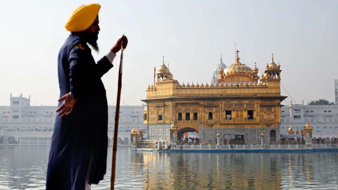 Sikh-vakt ved Det Gylne Tempel Sikh-vakt ved Det Gylne Tempel