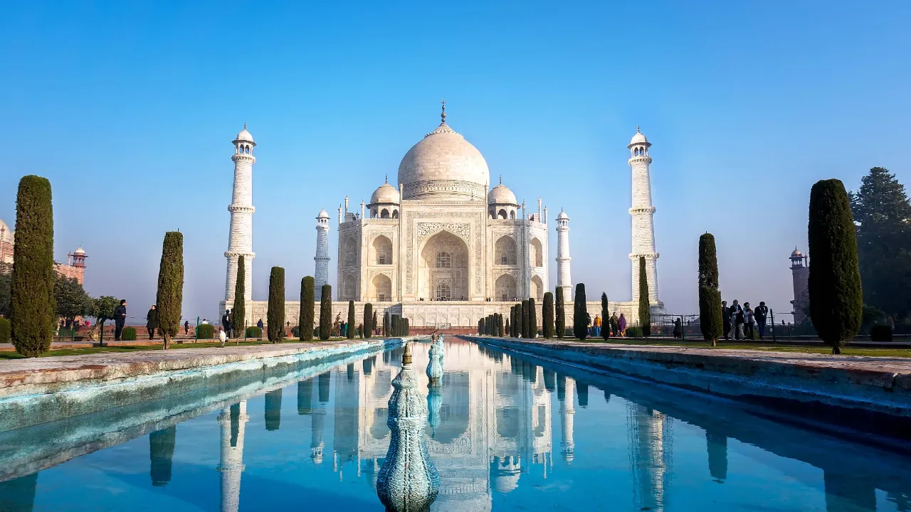 Taj Mahal i Agra, India – det ikoniske mausoleet Taj Mahal i Agra, India – det ikoniske mausoleet