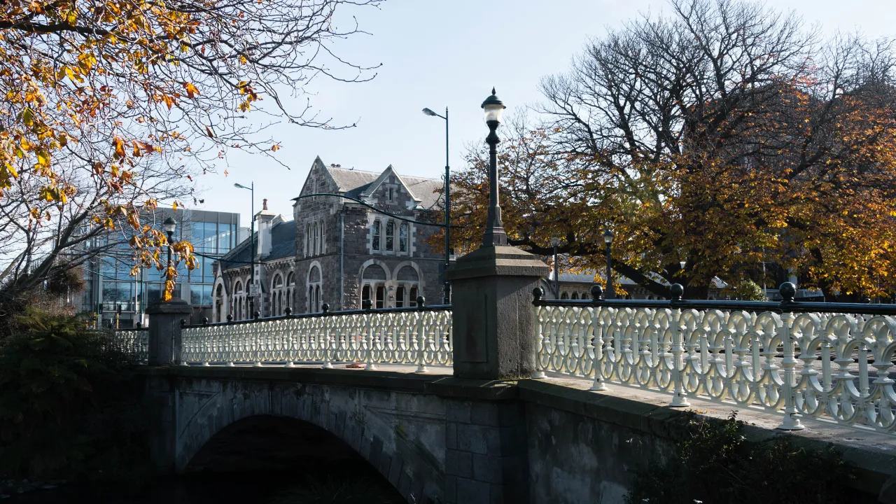 Christchurch med Canterbury Museum i bakgrunnen