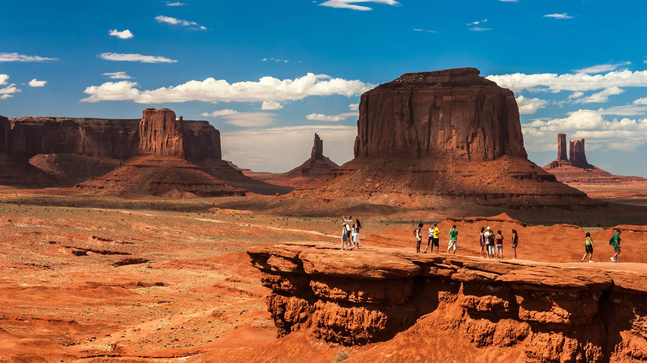 Det fantastiske naturfenomenet Monument Valley Det fantastiske naturfenomenet Monument Valley