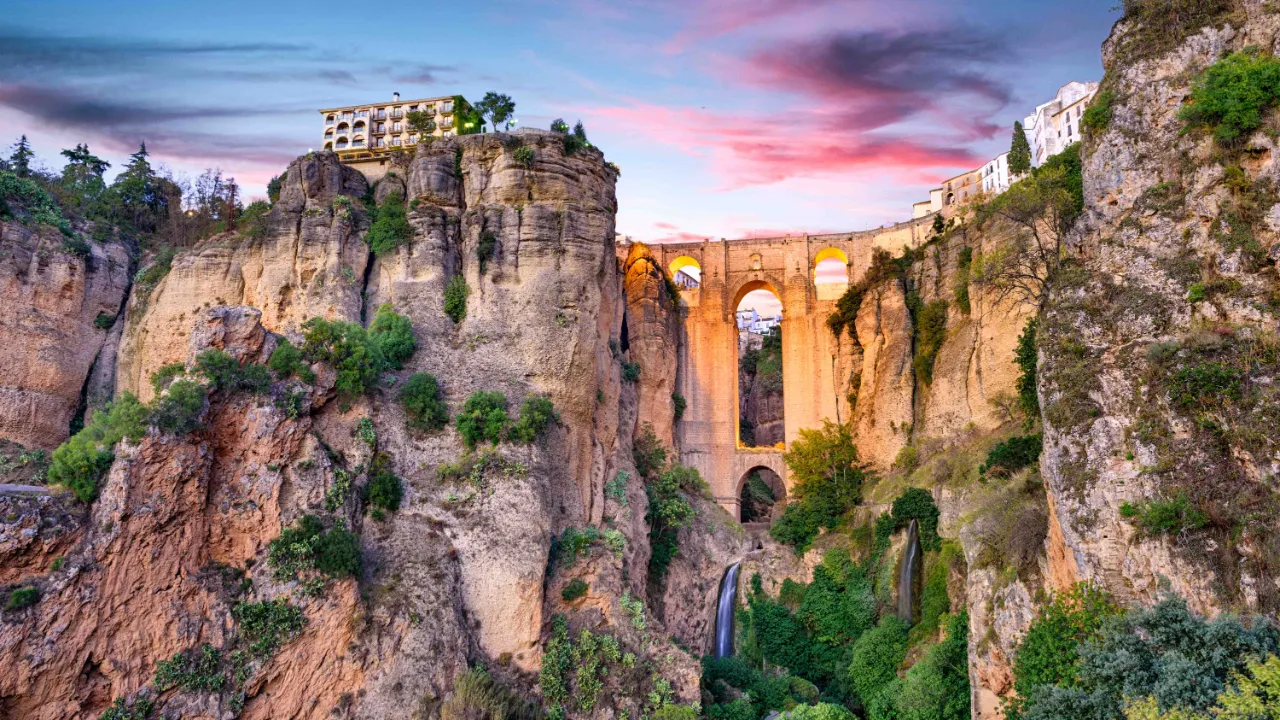 Imponerende Ronda Imponerende Ronda