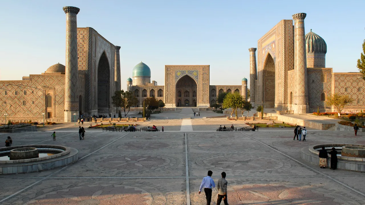 Registan-plassen i Samarkand, Usbekistan