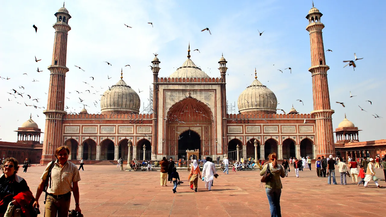 Jama-moskeen er en av de største og vakreste i India