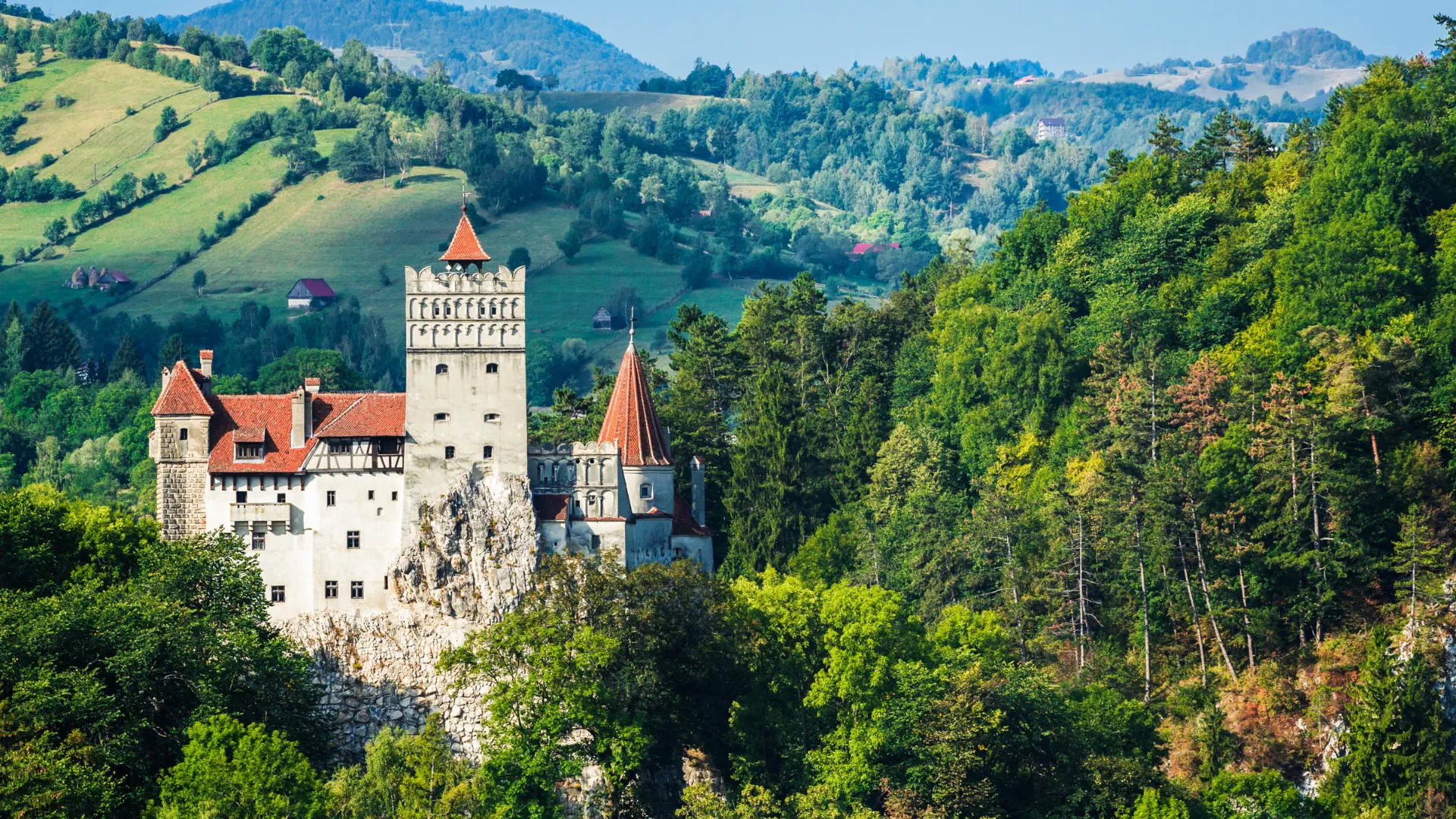 Bran-slottet i Transilvania, ofte knyttet til legenden om Dracula Bran-slottet i Transilvania, ofte knyttet til legenden om Dracula