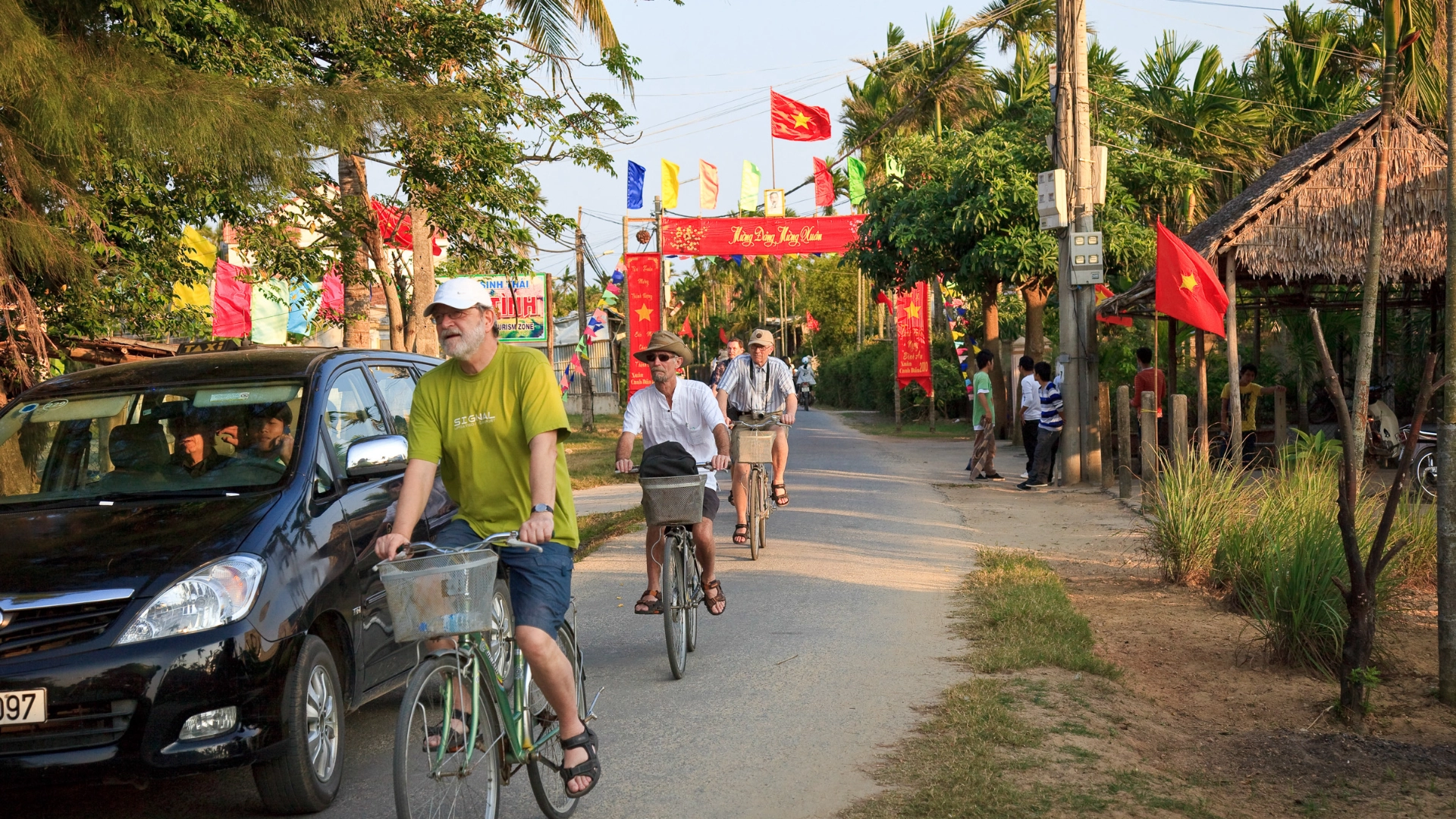 På sykkeltur i området rundt Hoi An