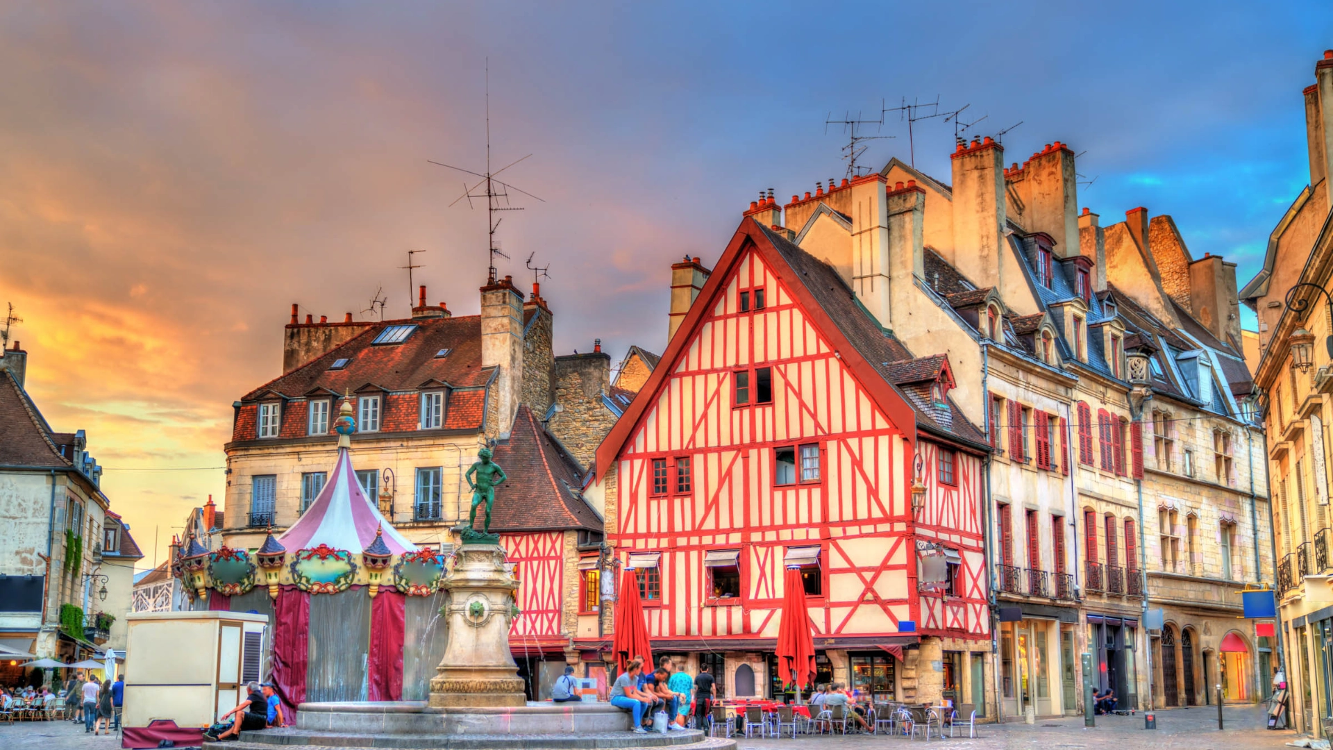 Tradisjonelle hus i Dijon